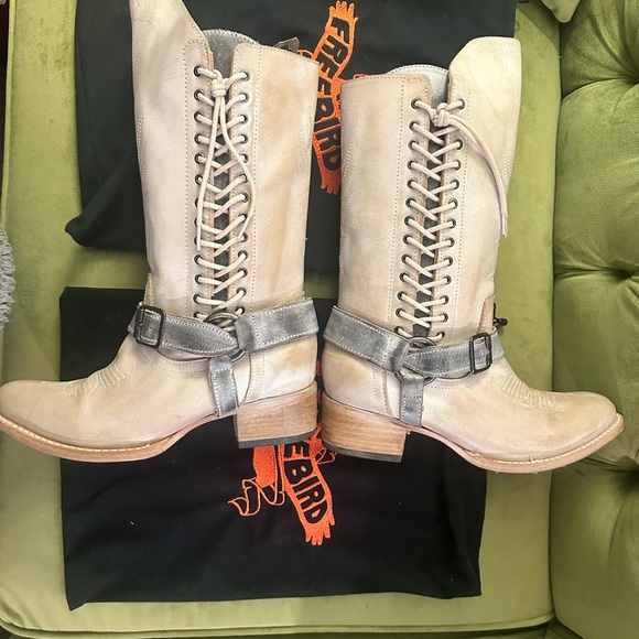 freebird Shoes - Freebird Cream and Silver Lace-Up Boots